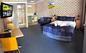 Cowra Crest Motel